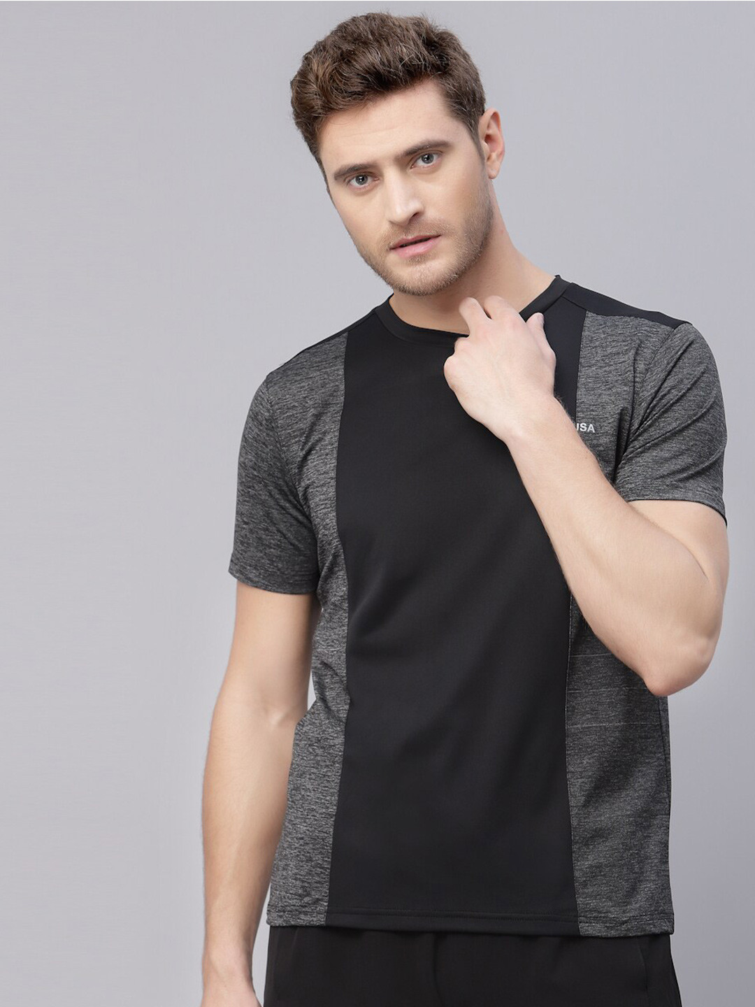 JUMP USA Men Grey & Black Yoga T-shirt