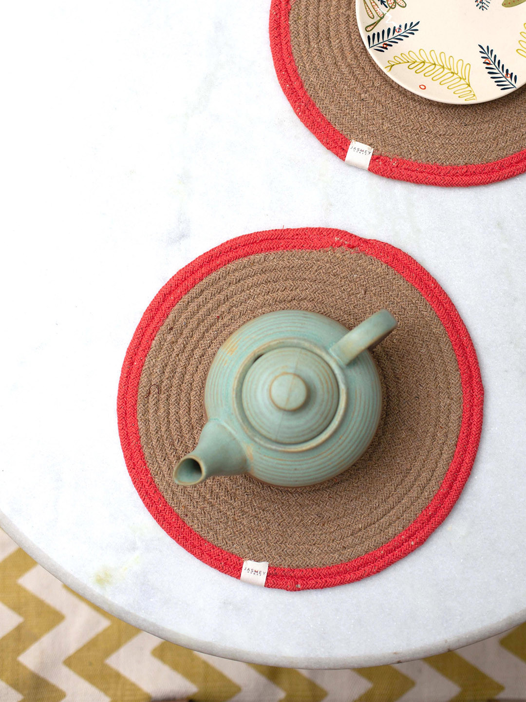 JASMEY HOMES Beige & Red Set of 2 Reversible Cotton Placemats