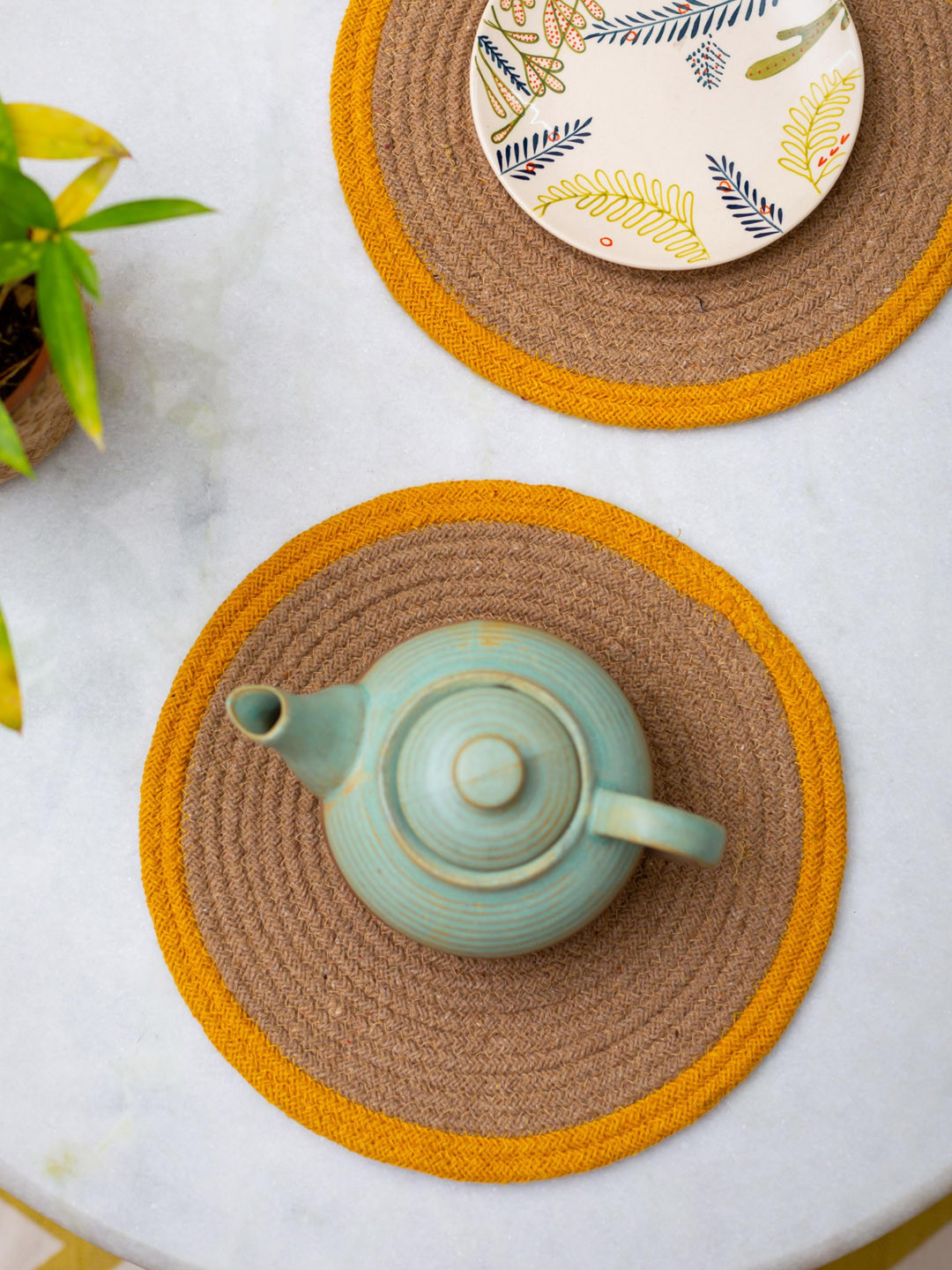 JASMEY HOMES Brown & Yellow Set of 2 Reversible Cotton Round Table Placemats