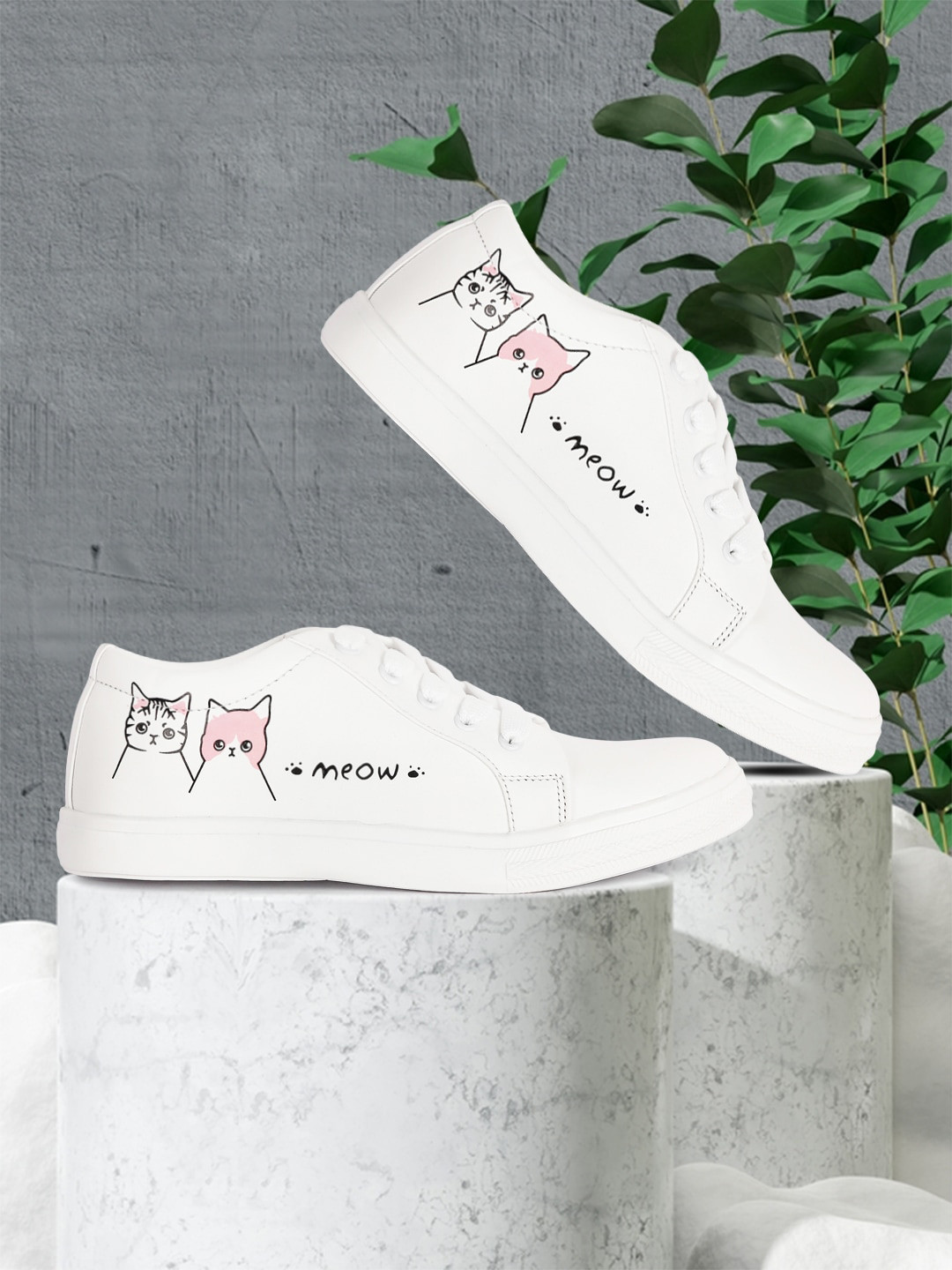 VENDOZ Women White Printed Lightweight Sneakers