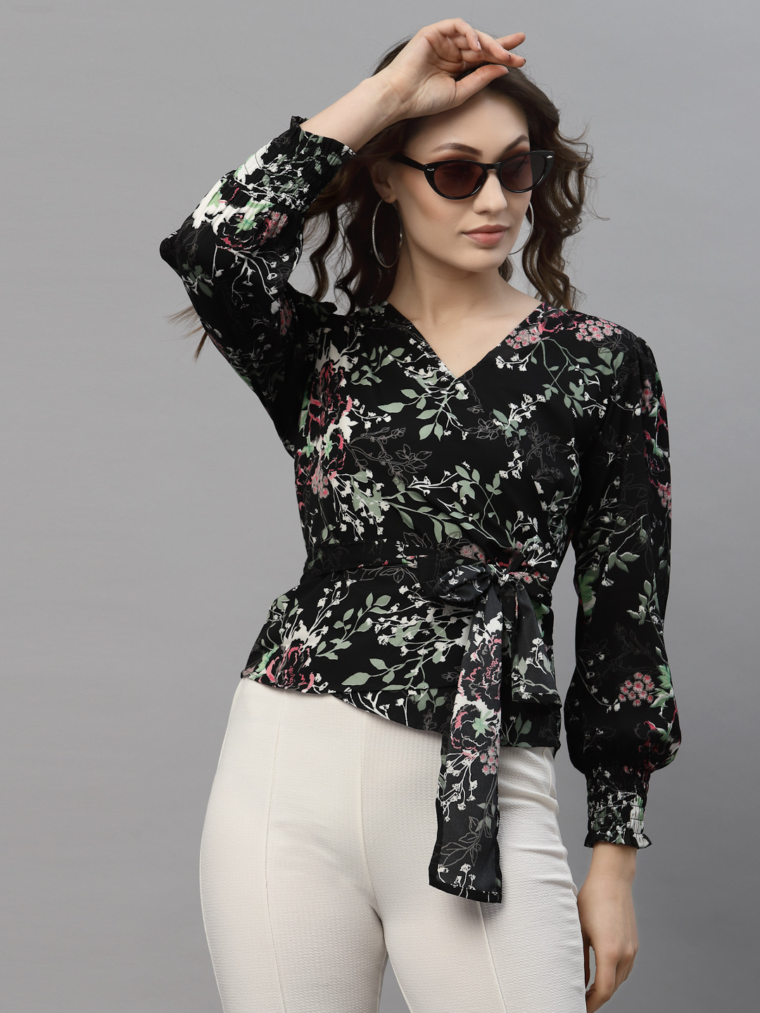 Style Quotient Women Black & Green Floral Print Crepe Wrap Top