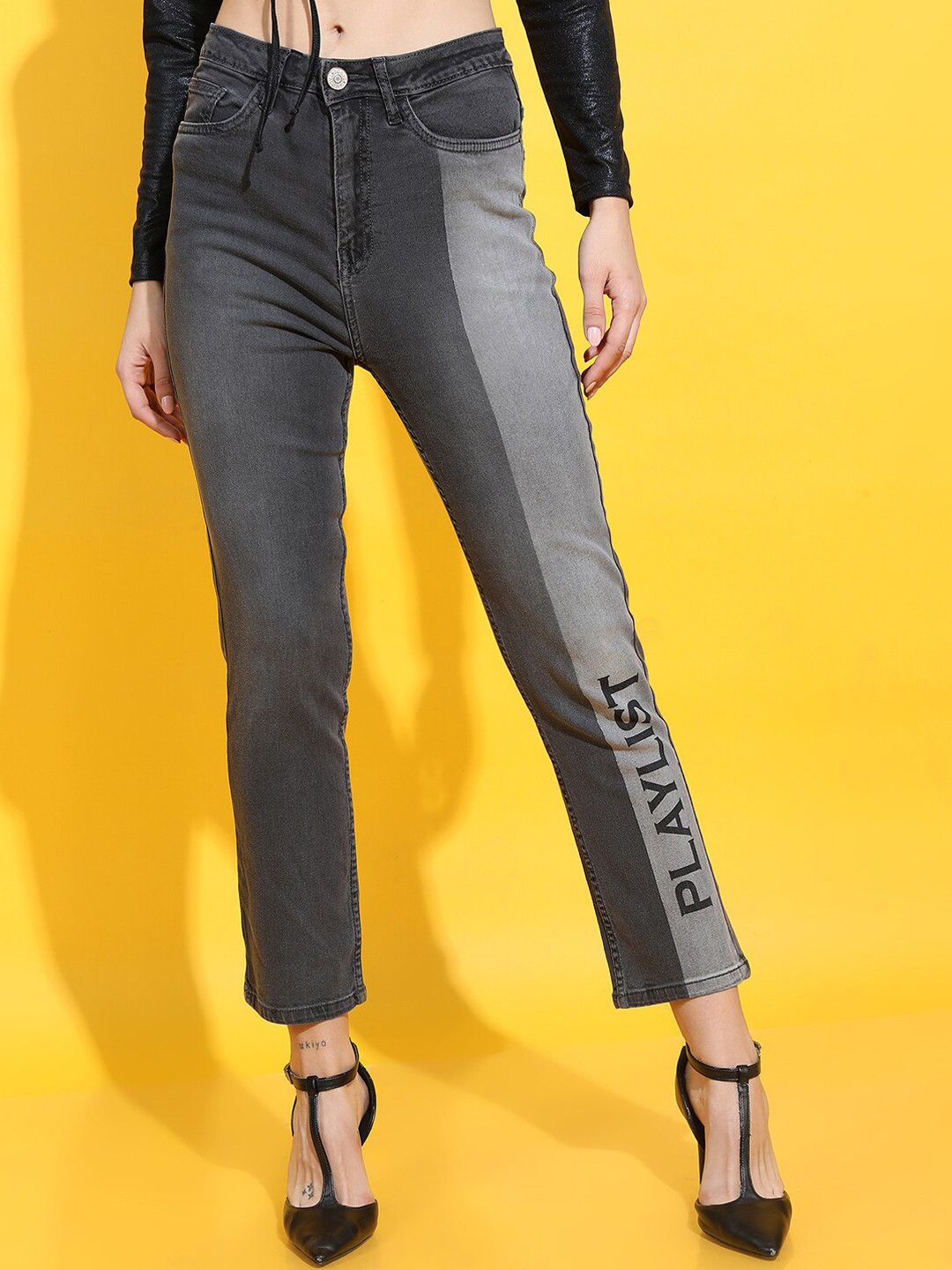 Tokyo Talkies Women Grey Flared Printed Jeans