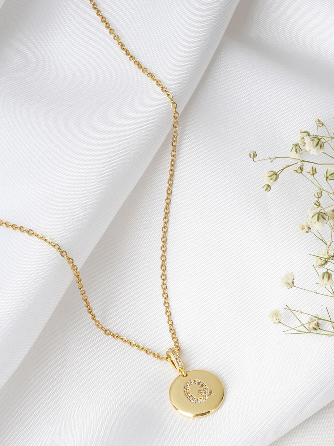 JOKER & WITCH Women Gold-Toned Alphabet Q Rhinestone Necklace