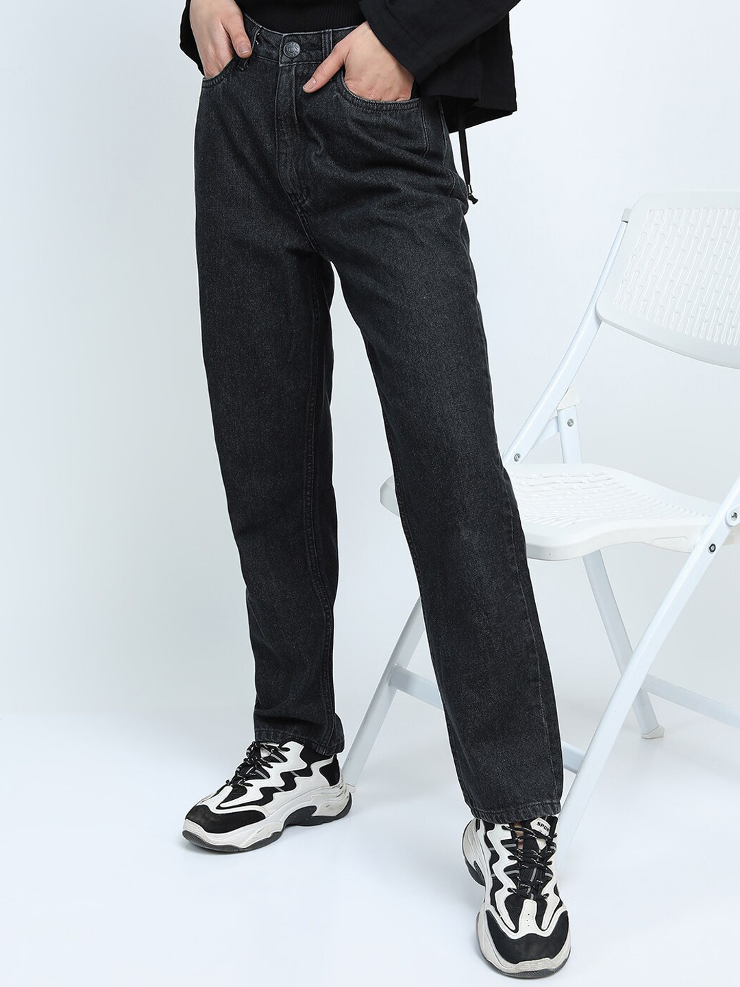 Tokyo Talkies Women Black Regular Fit Mid-Rise Jeans