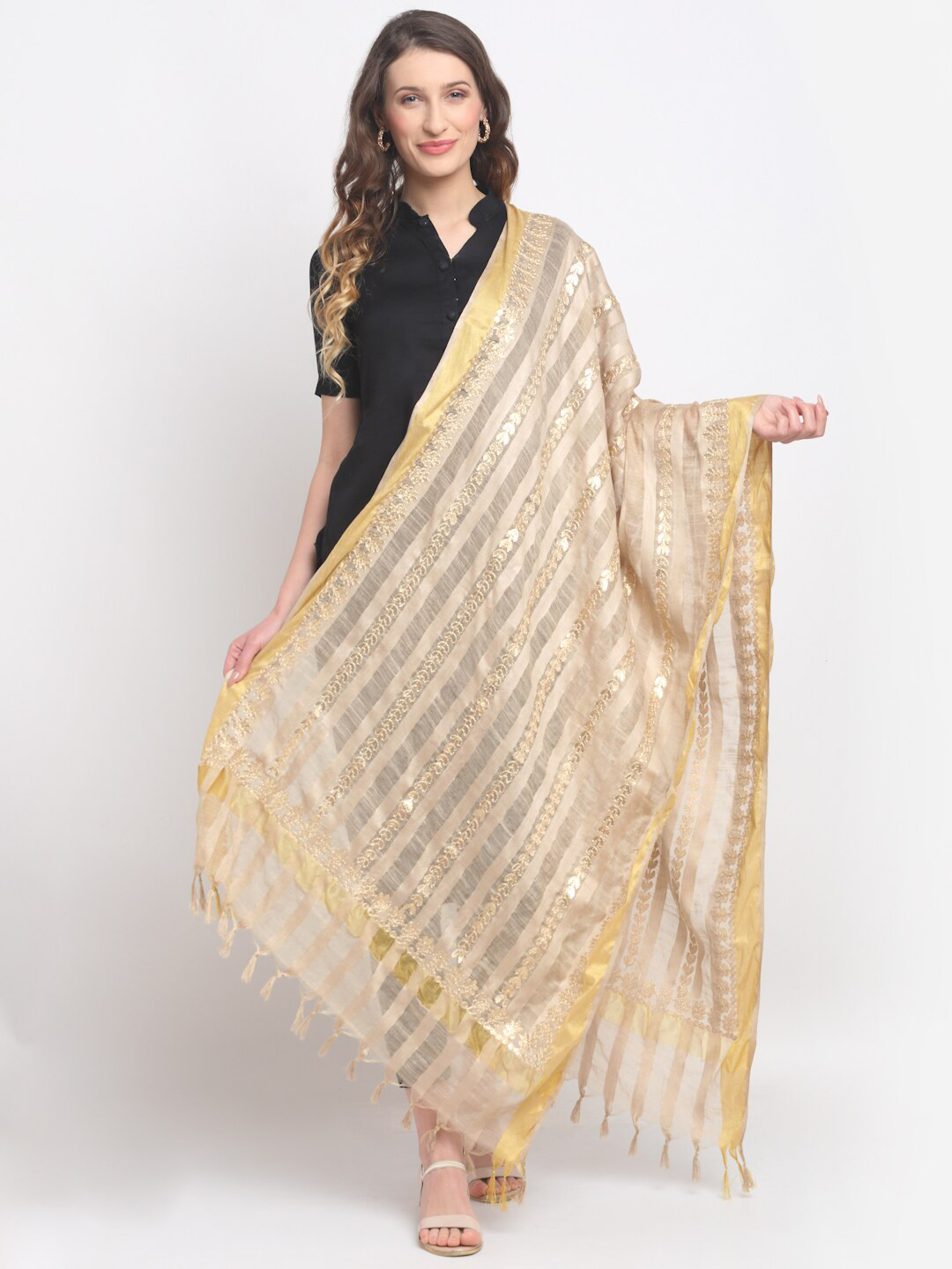 SOUNDARYA Women Beige & Gold-Toned Cotton Muslin Dupatta with Gotta Patti