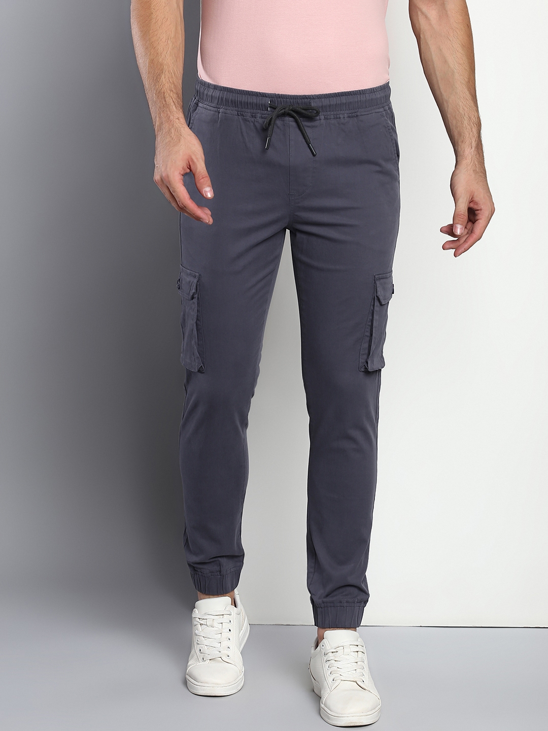 Dennis Lingo Men Grey Tapered Fit Cotton Cargo Joggers