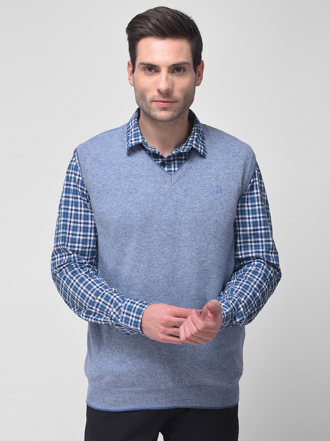 Woodland Men Blue Solid Woolen Sweater Vest