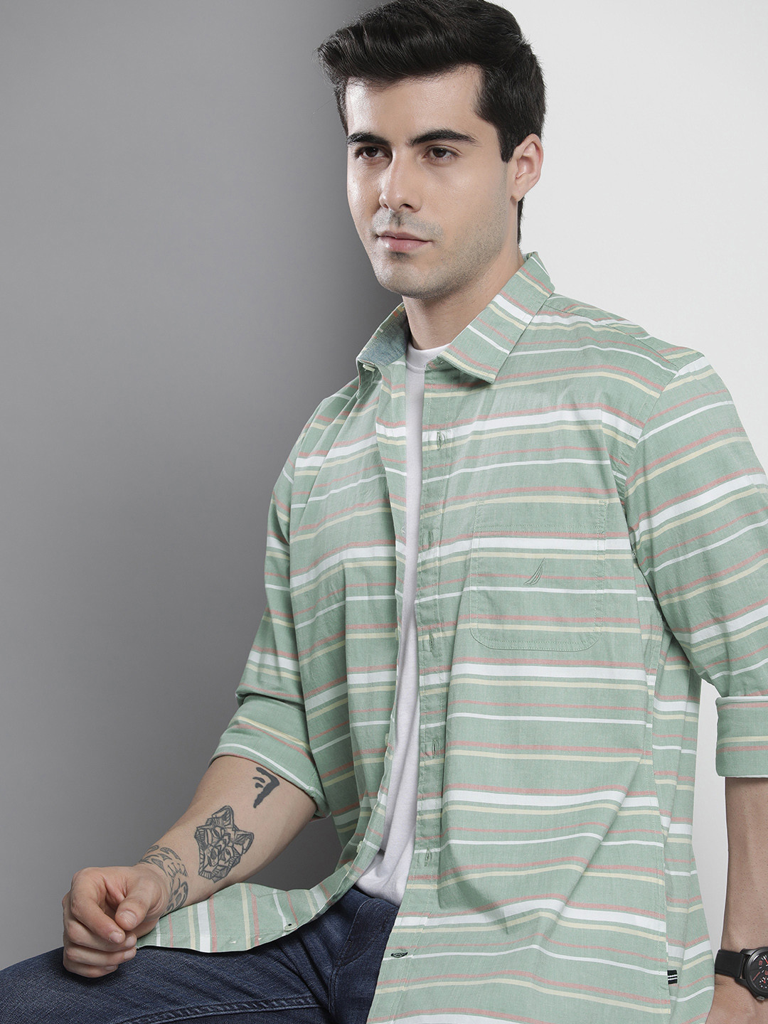 Nautica Men Green & White Classic Fit Striped Casual Shirt