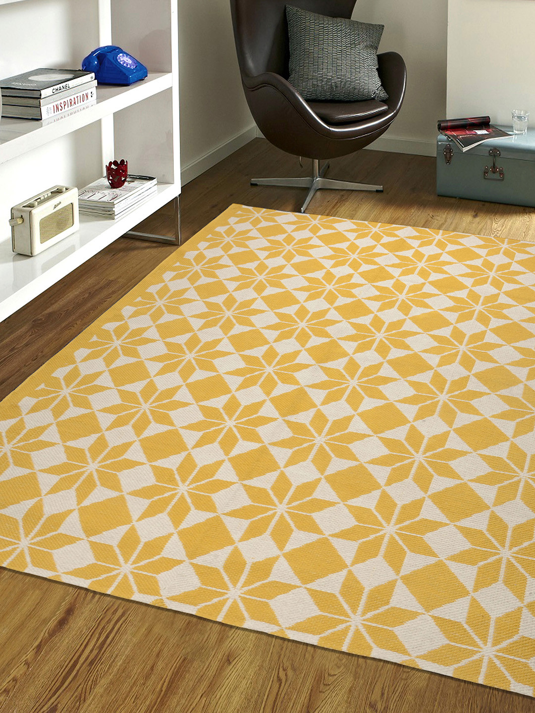Saral Home Yellow & White Cotton Multiuse Handwoven Floor Mats & Dhurries