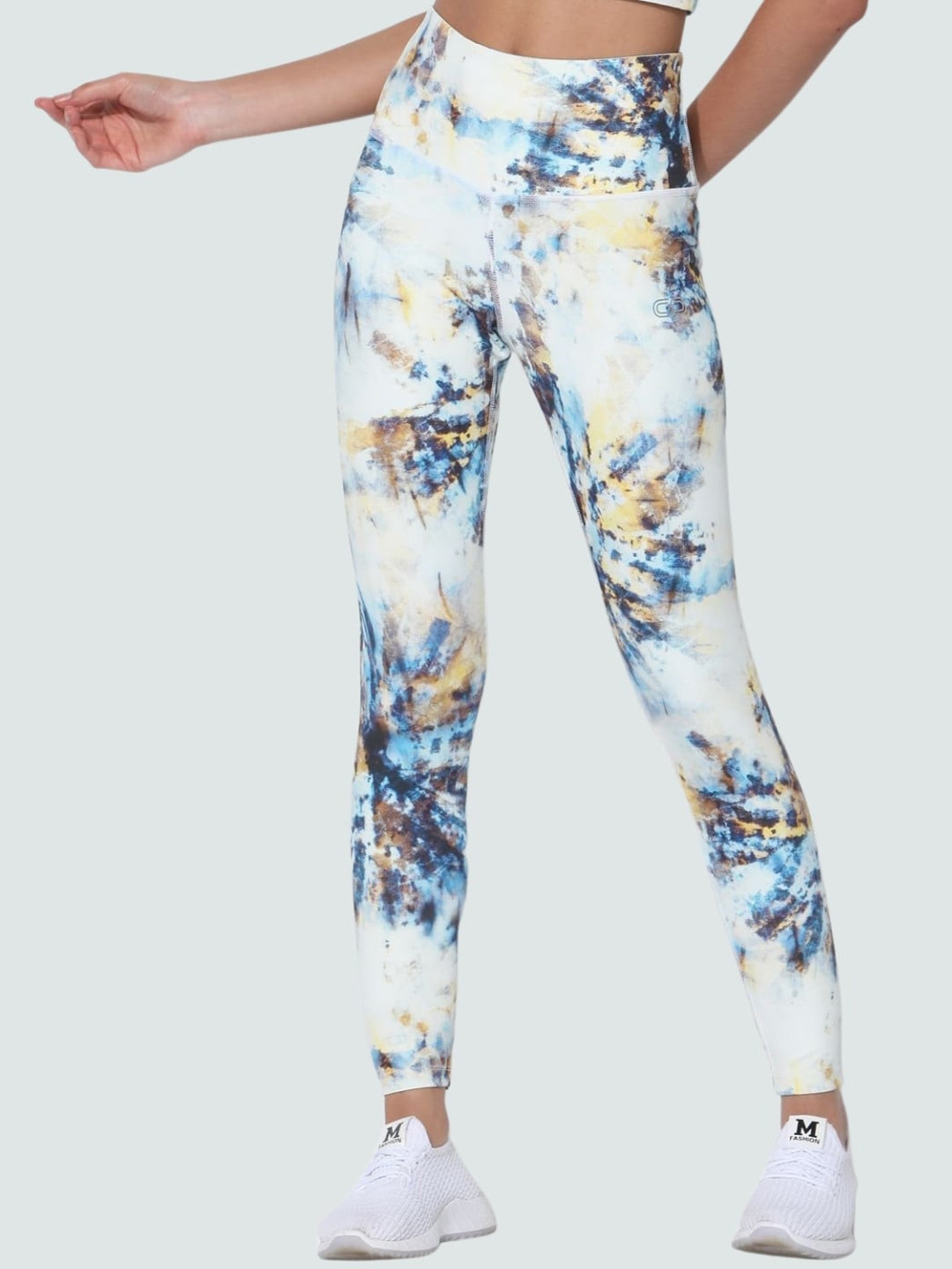 Silvertraq Women White Tie Dye Printed Recycled PET Anti-Odour Leggings