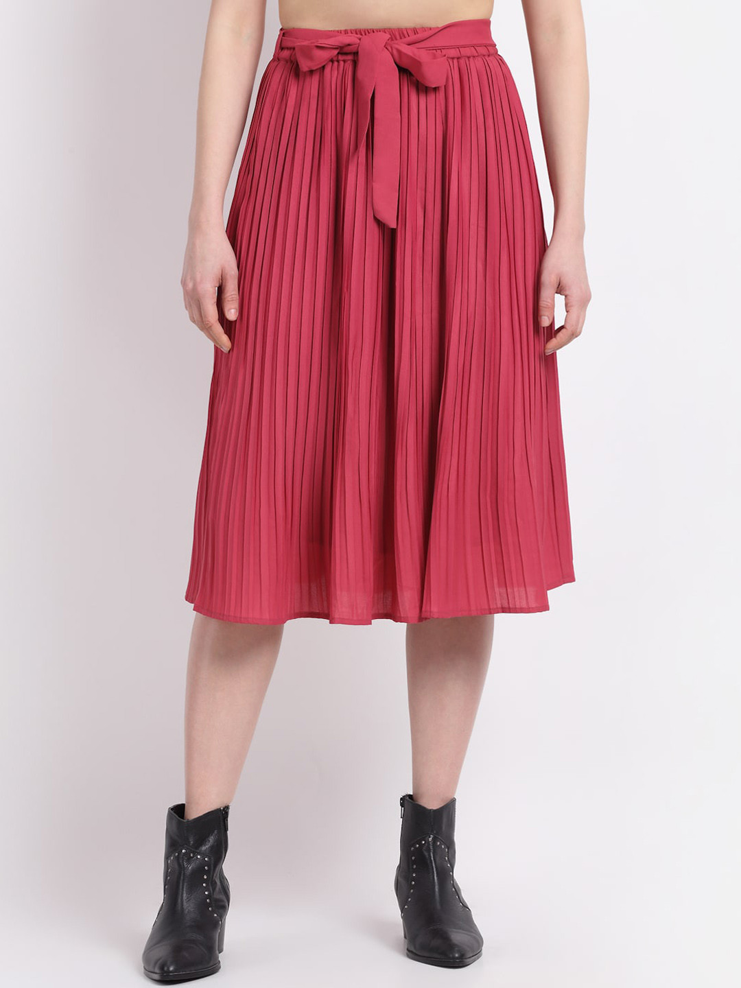 La Zoire Women Pink Solid Pleated Midi Skirt
