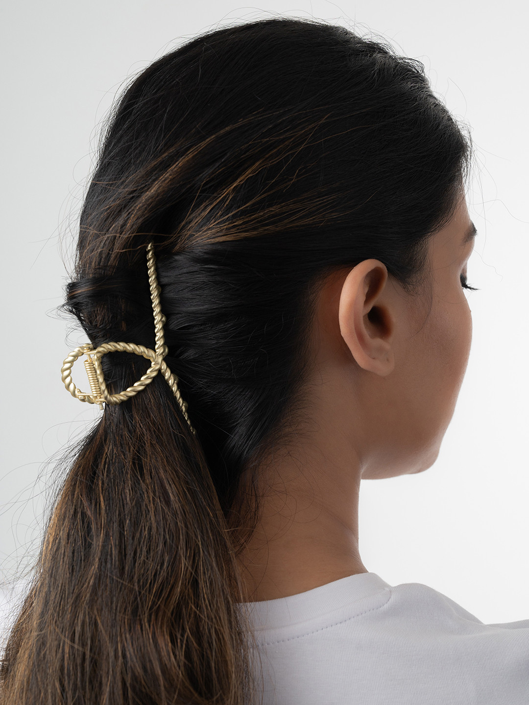 WHITE LIES Women Gold-Toned Claw Clip