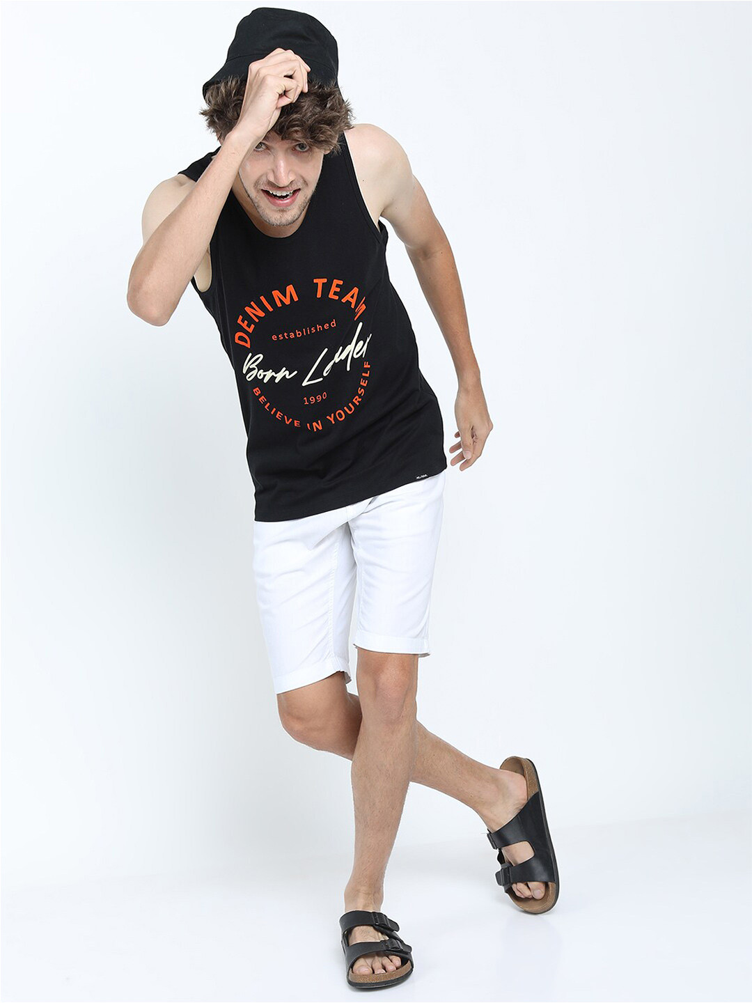 HIGHLANDER Men Black Varsity Printed Slim Fit T-shirt