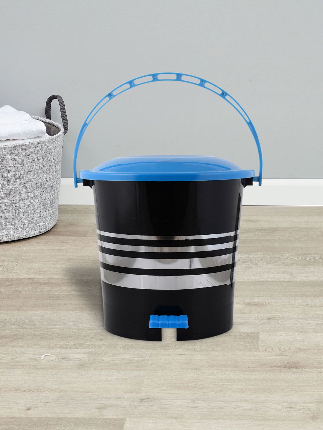 Kuber Industries Black & Blue Striped Dustbin