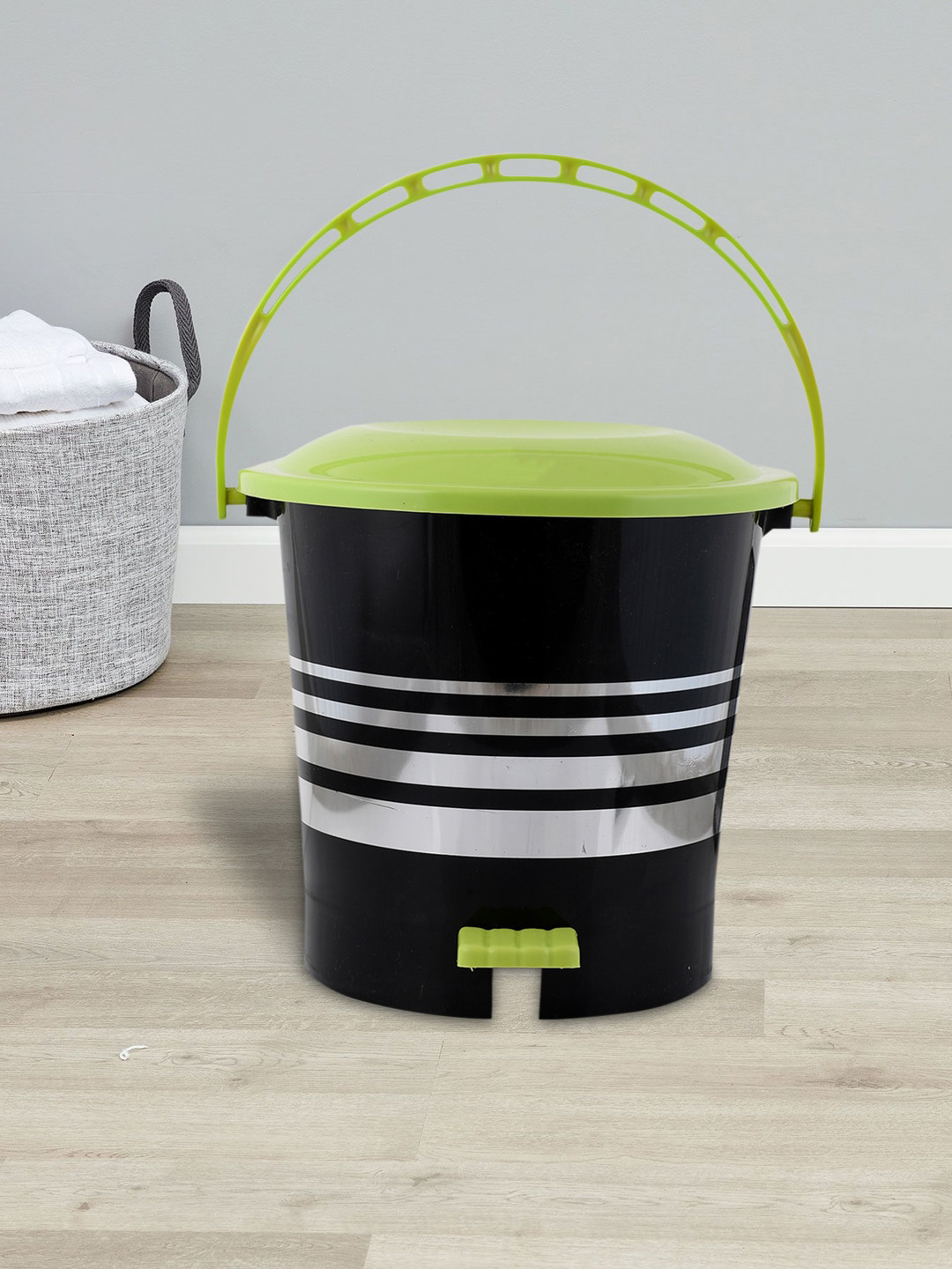 Kuber Industries Black & Green Striped Plastic Pedal Dustbin With Handle