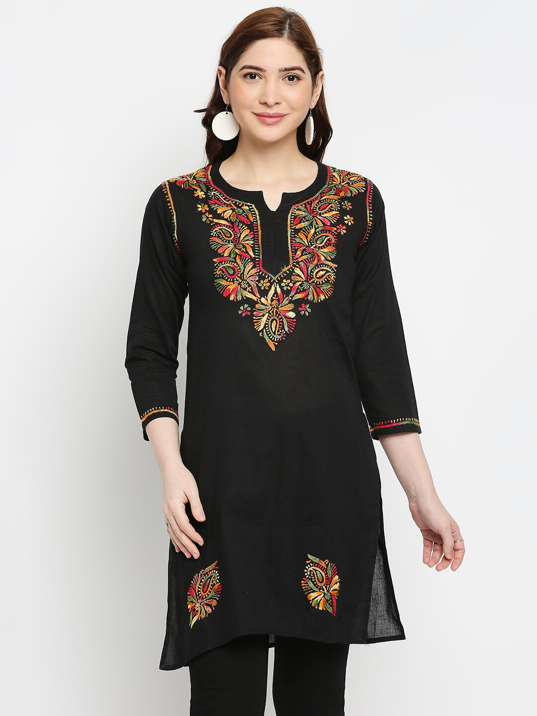 Indiankala4u Black Floral Embroidered Chikankari Pure Cotton Chikankari Kurti