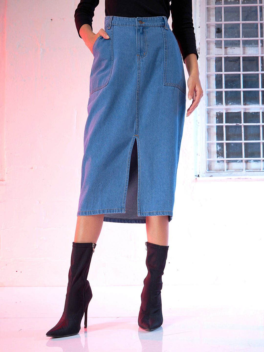 SASSAFRAS Women Stunning Blue Solid Peekaboo Bottom Skirt