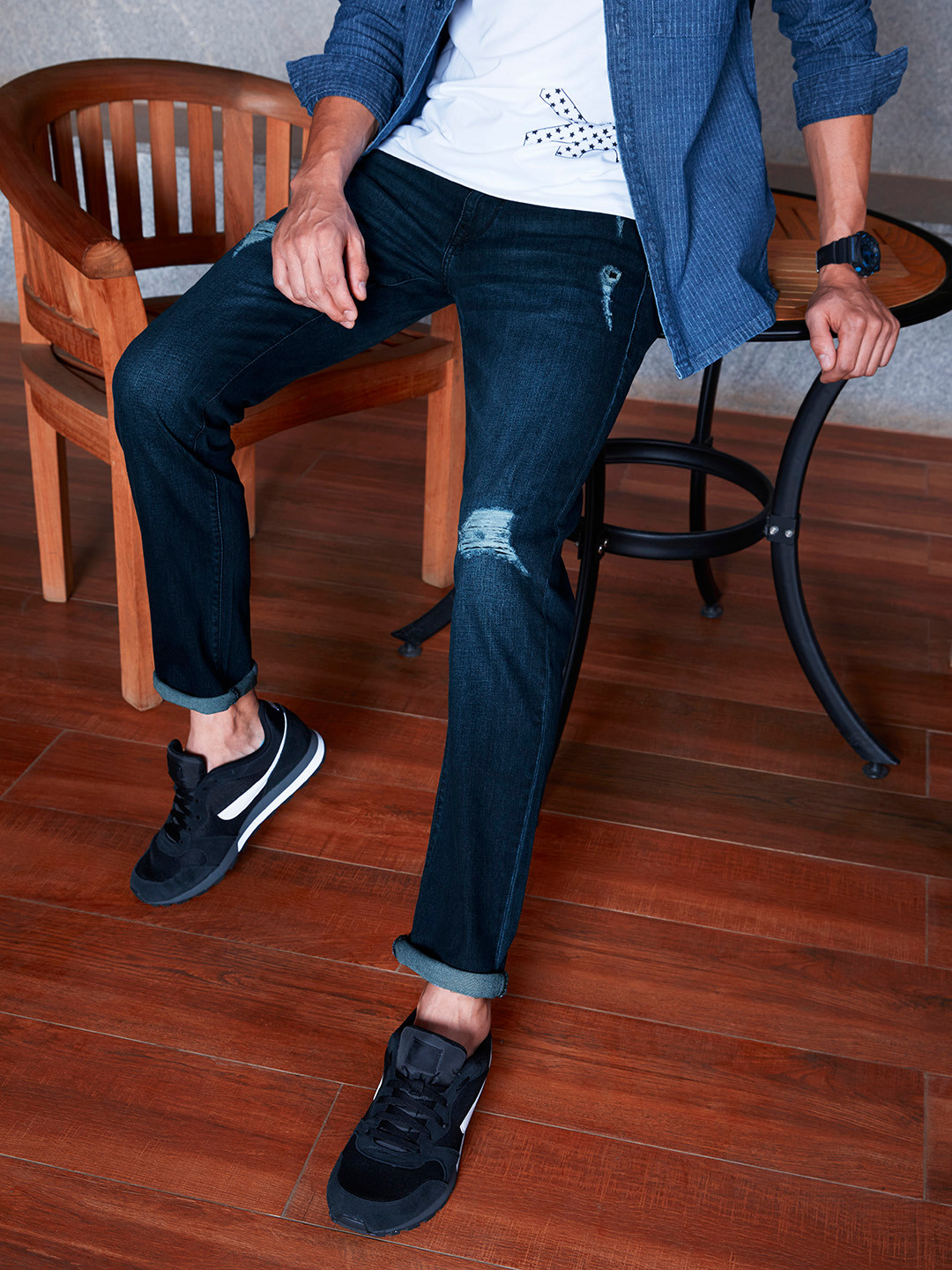 Flying Machine Men Blue Slim Tapered Micheal  Fit Mildly Distressed Stretchable Jeans