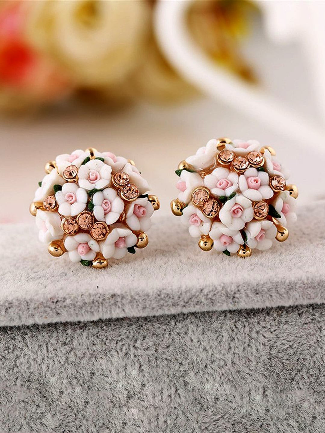 Yellow Chimes White Contemporary Floral Studs Earrings