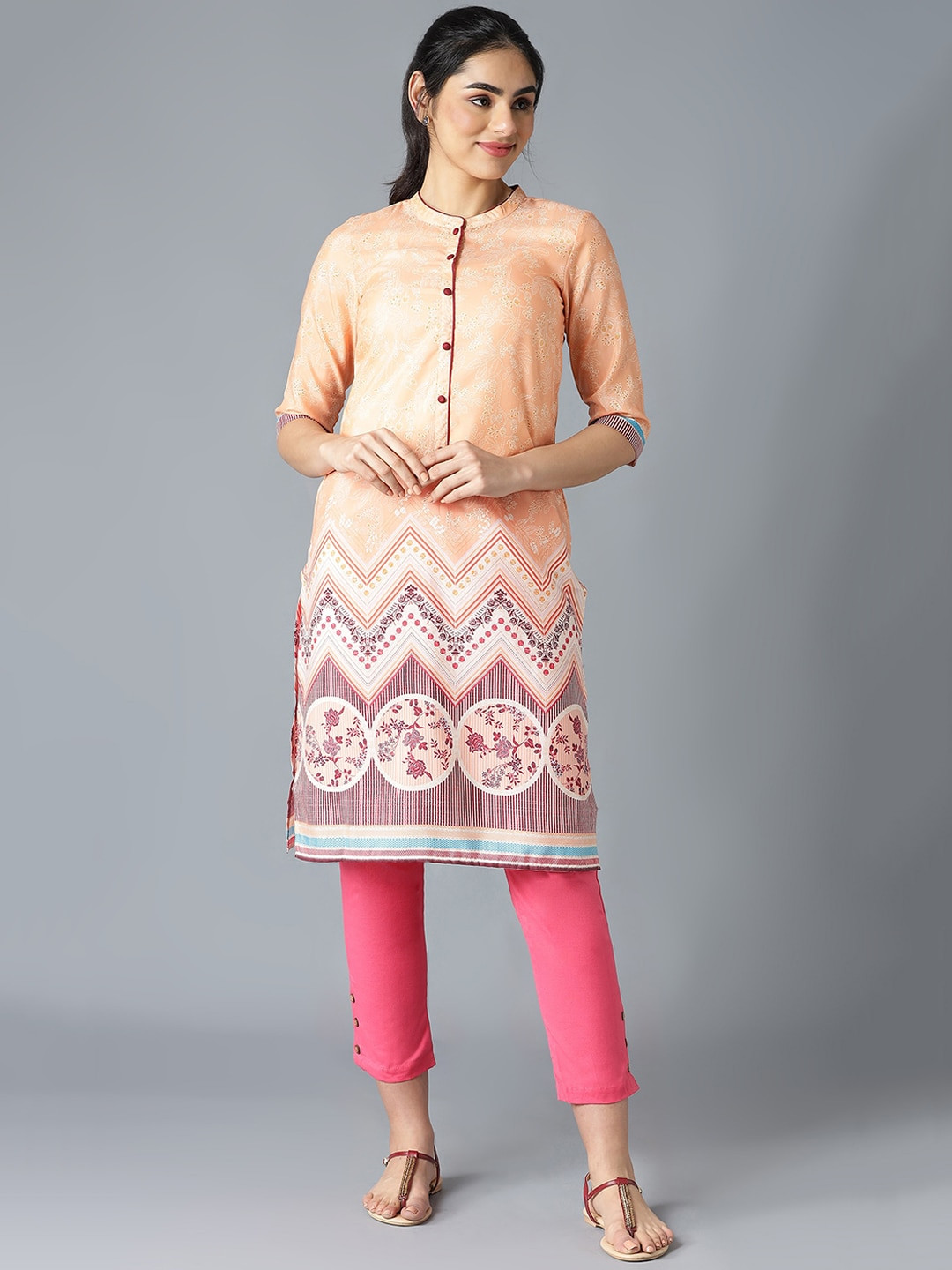 AURELIA Women Peach-Coloured Floral Kurta