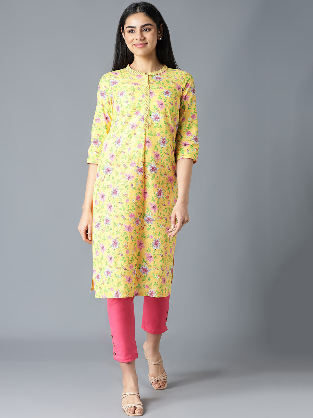 AURELIA Women Yellow Floral Printed Floral Cotton Kurta