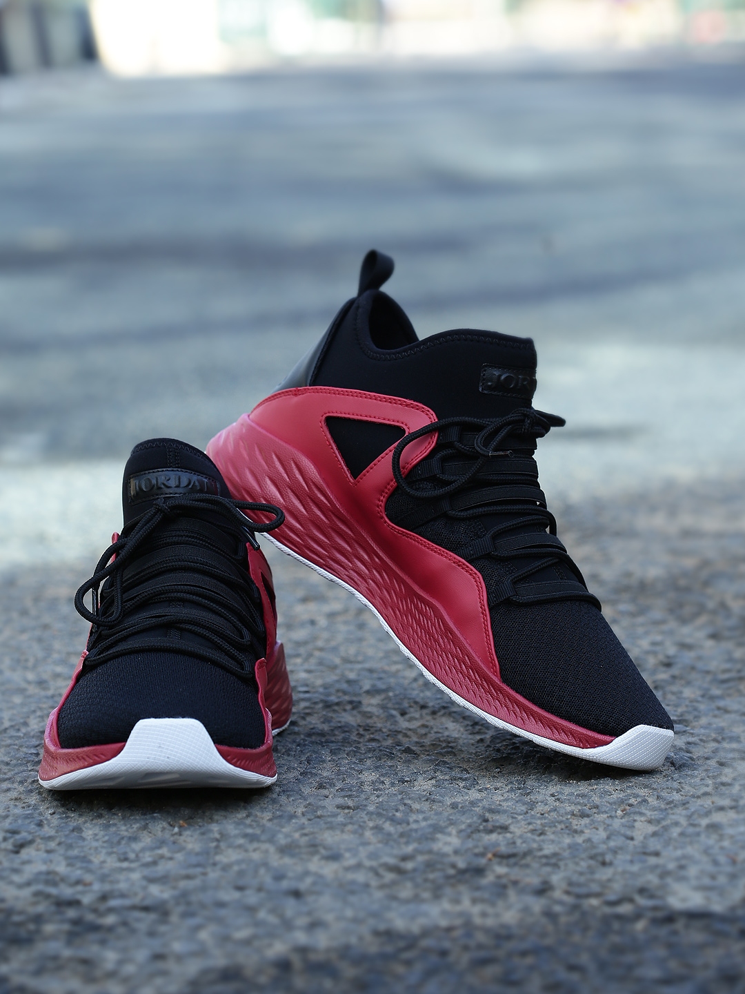 Pink and black outlet nike basketball shoes