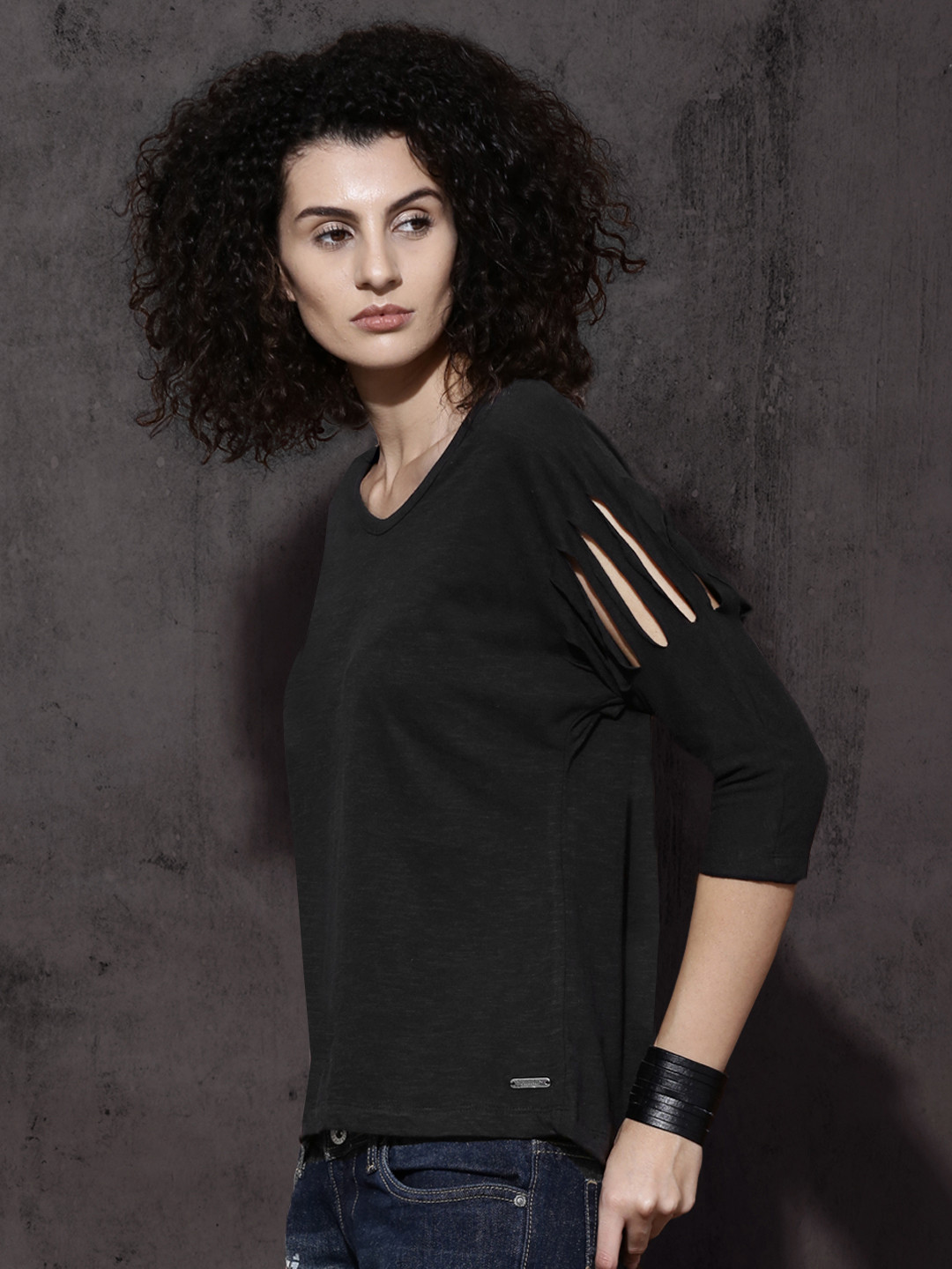 Buy Roadster Women Black Solid V Neck 