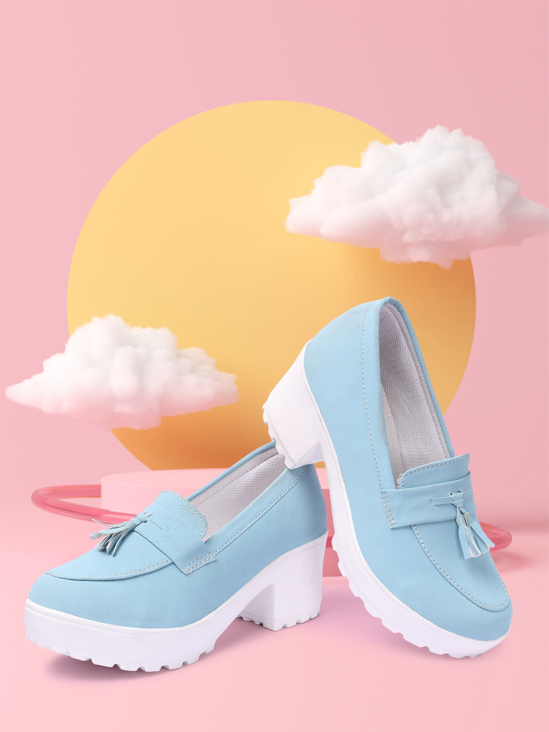 FASHIMO Women Textured Round Toe Loafers With Tassels