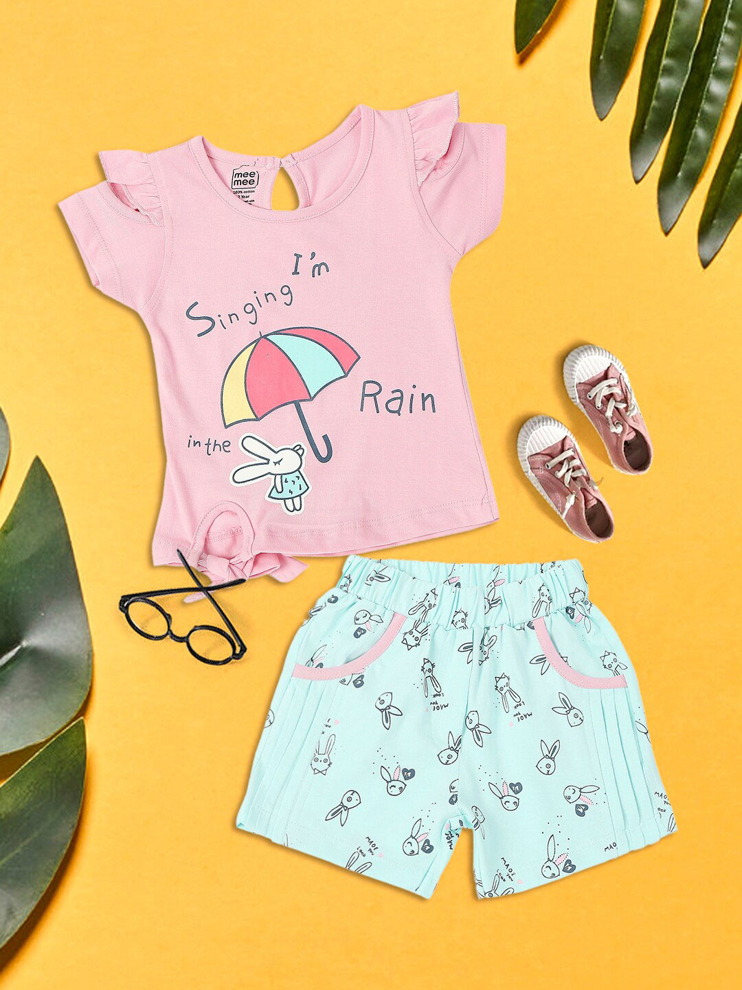 MeeMee Girls Pink & Blue Printed T-shirt with Shorts