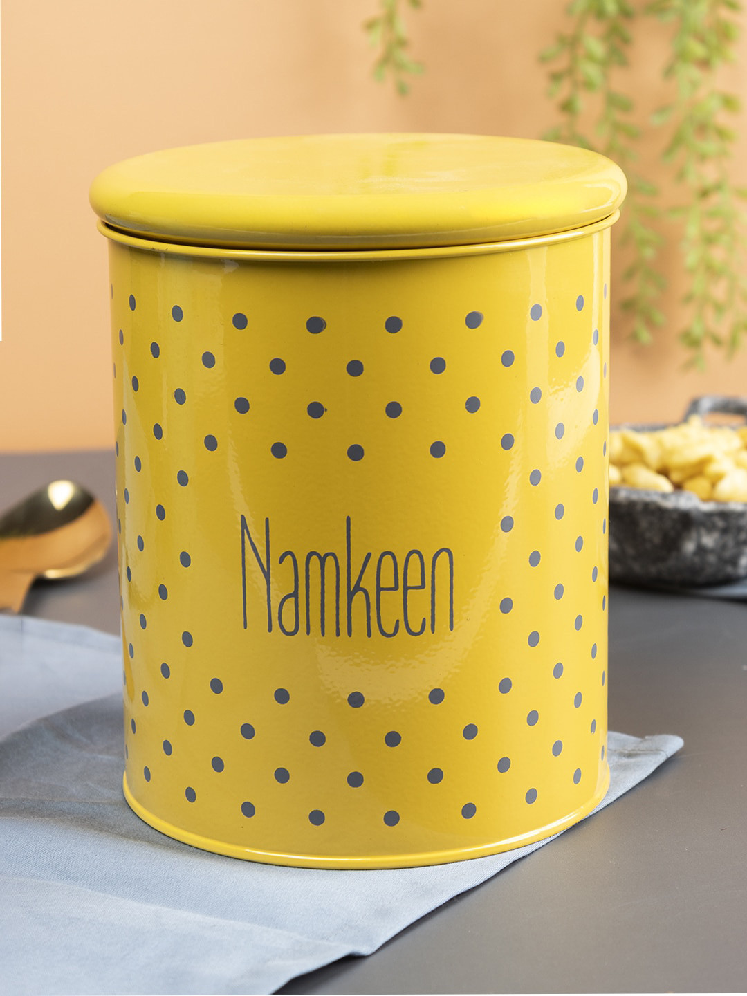 Market99 Yellow Polka Dots Metal Flip Top Canister-1.7L