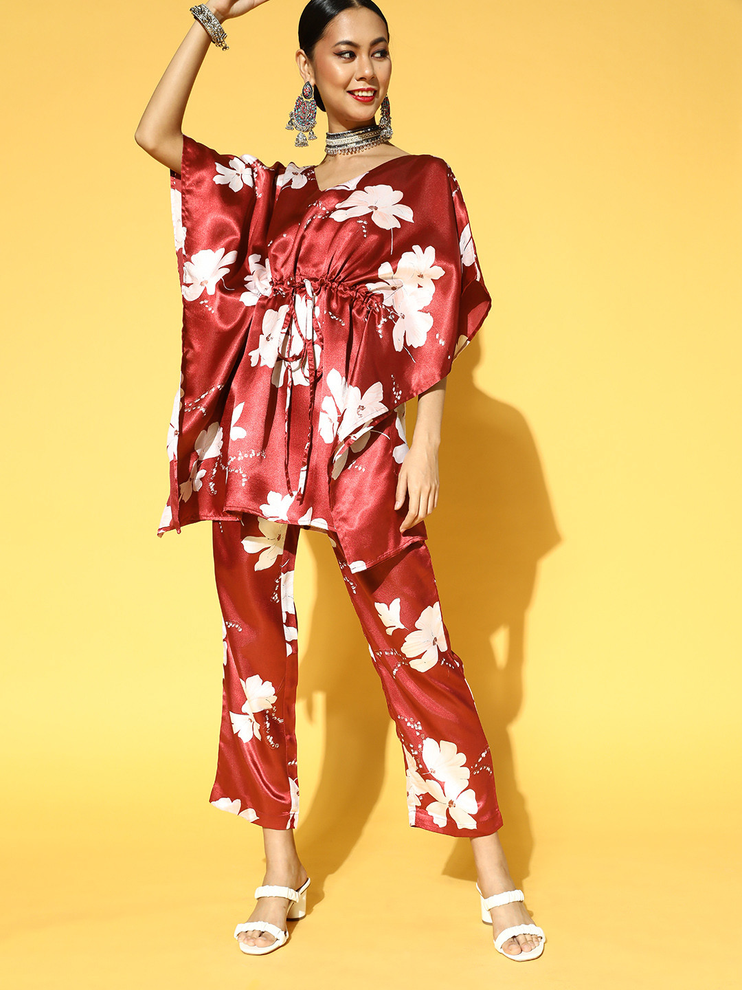 PANIT Women Maroon & White Floral Printed Kaftan Kurta with Trousers