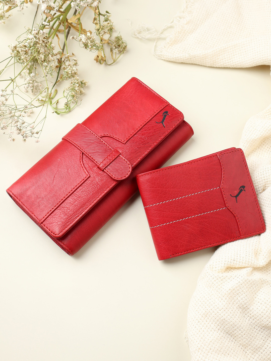 WILD EDGE Unisex Red Solid Genuine Leather Accessory Gift Set