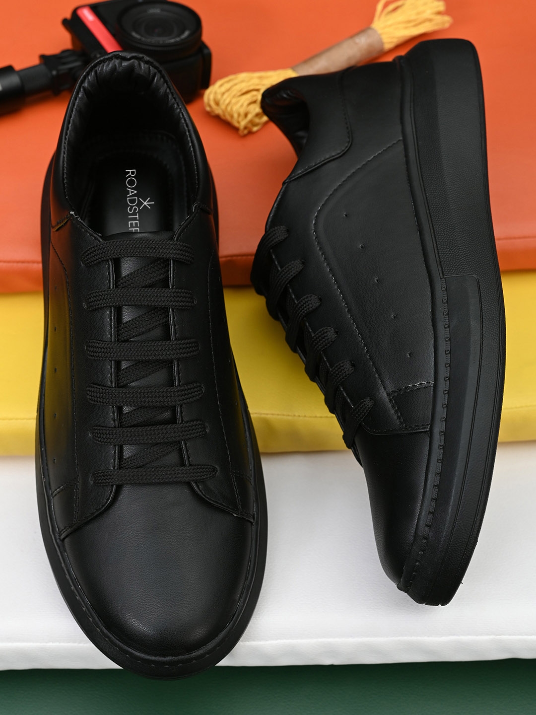 Roadster black shoes best sale