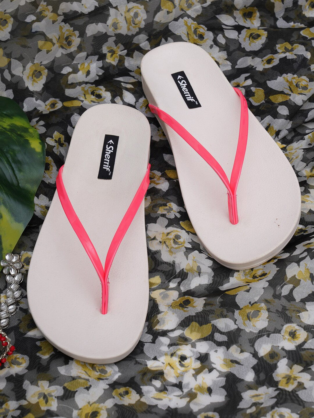 Sherrif Shoes Women Pink & Beige Rubber Thong Flip-Flops