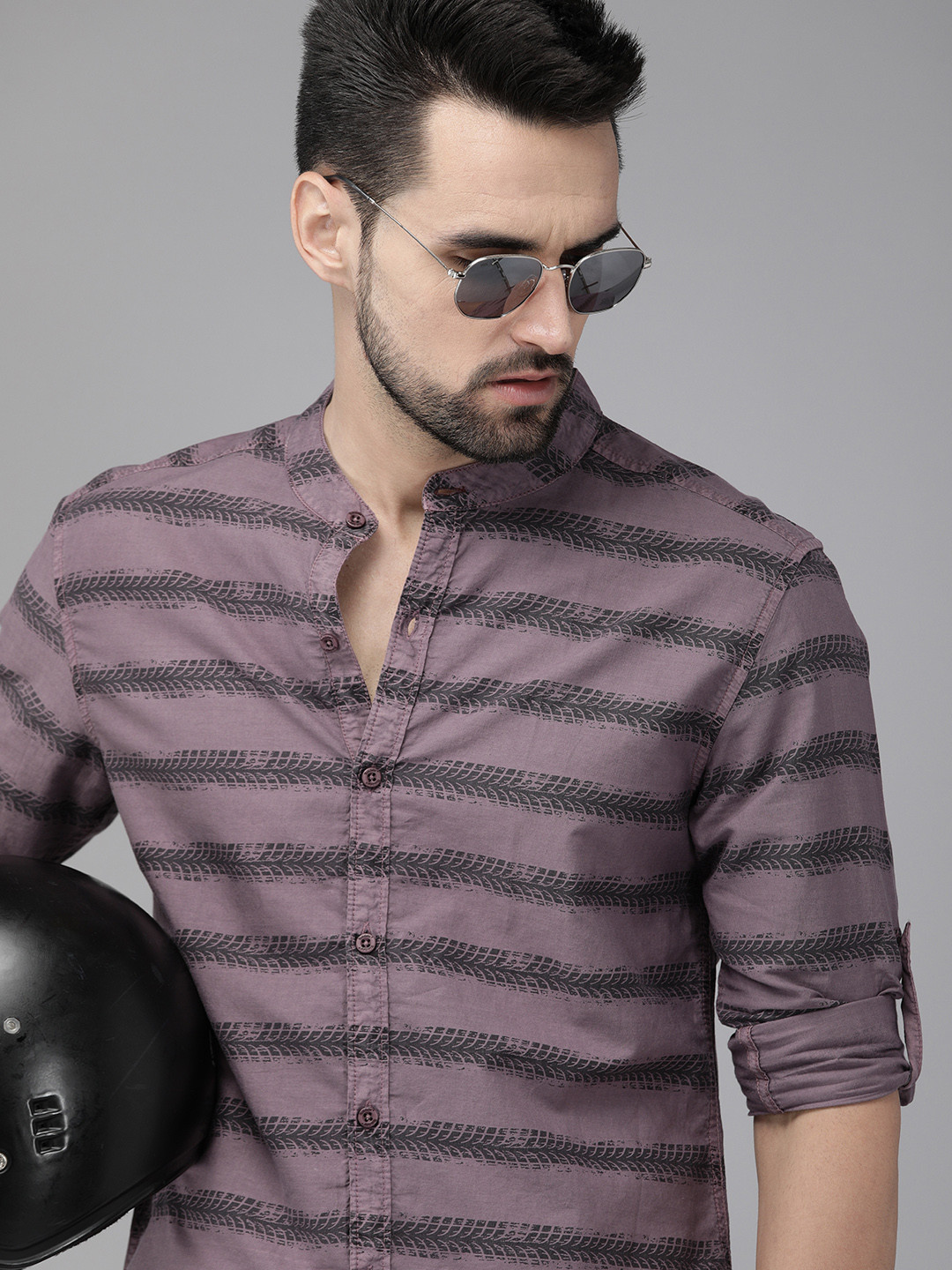 Roadster Men Purple Horizontal Striped Casual Shirt