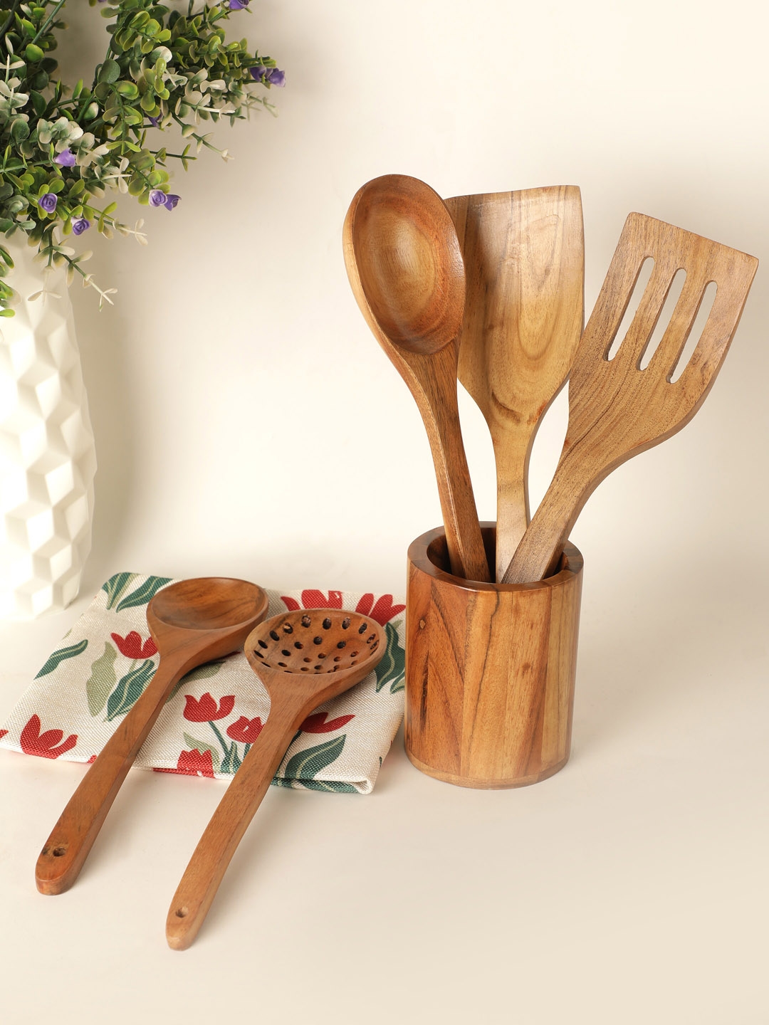 NURTURE INDIA Set of 5 Brown Solid Wooden Spoons & Ladles