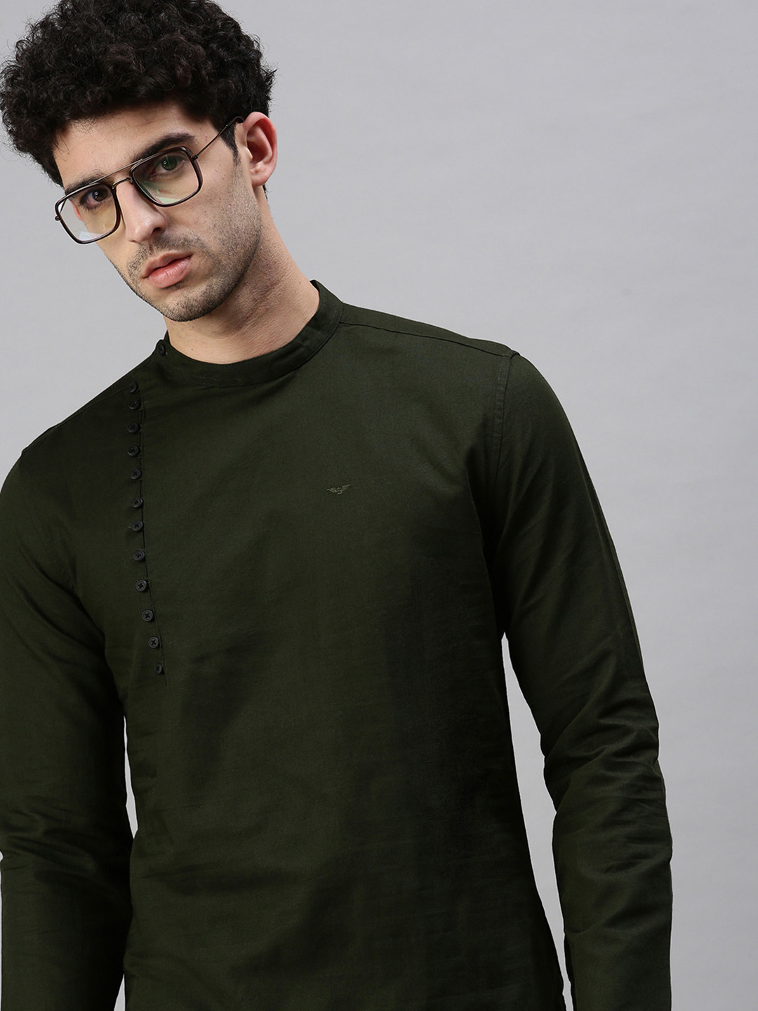 SHOWOFF Men Olive Green Solid Cotton  Kurta