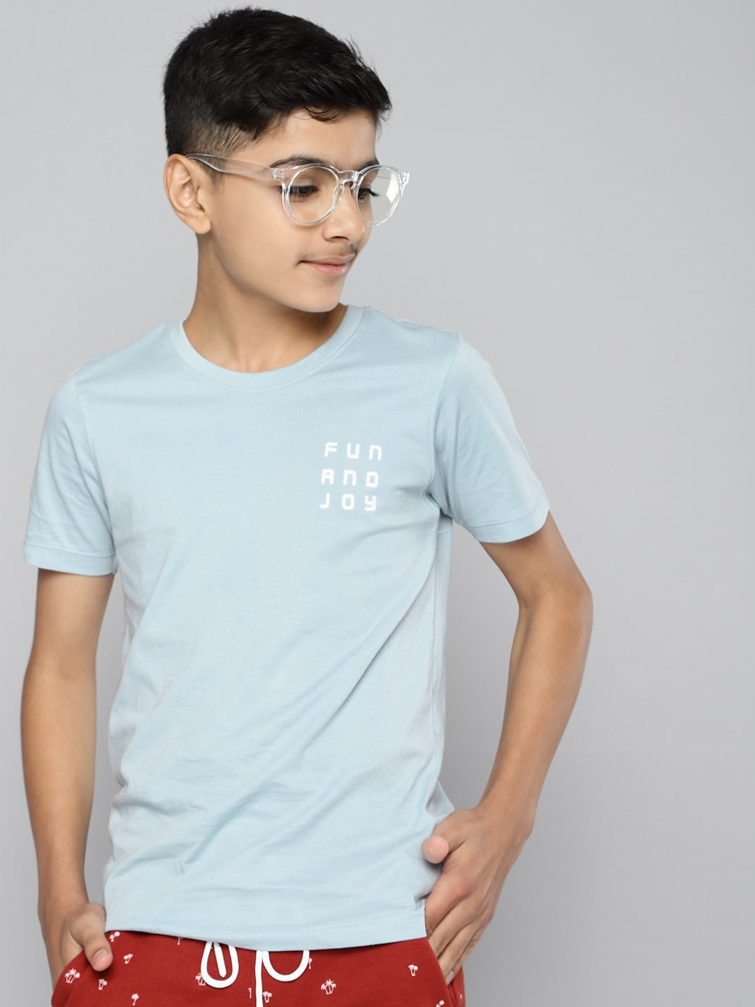 M&H Juniors Boys Blue Solid Pure Cotton T-shirt