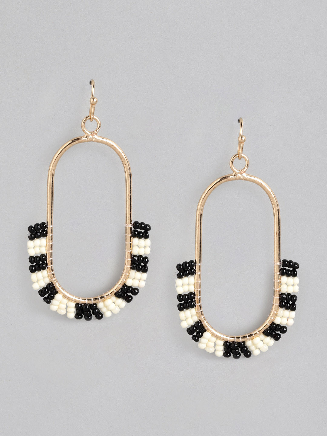 RICHEERA Black & Off White Geometric Drop Earrings