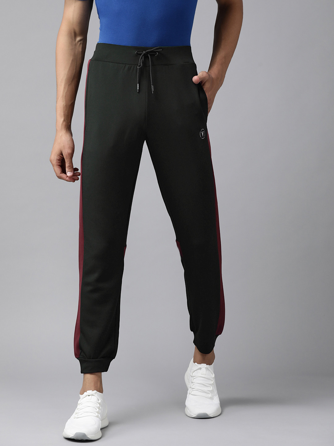 Van Heusen Flex Men Black Solid Regular Fit Joggers