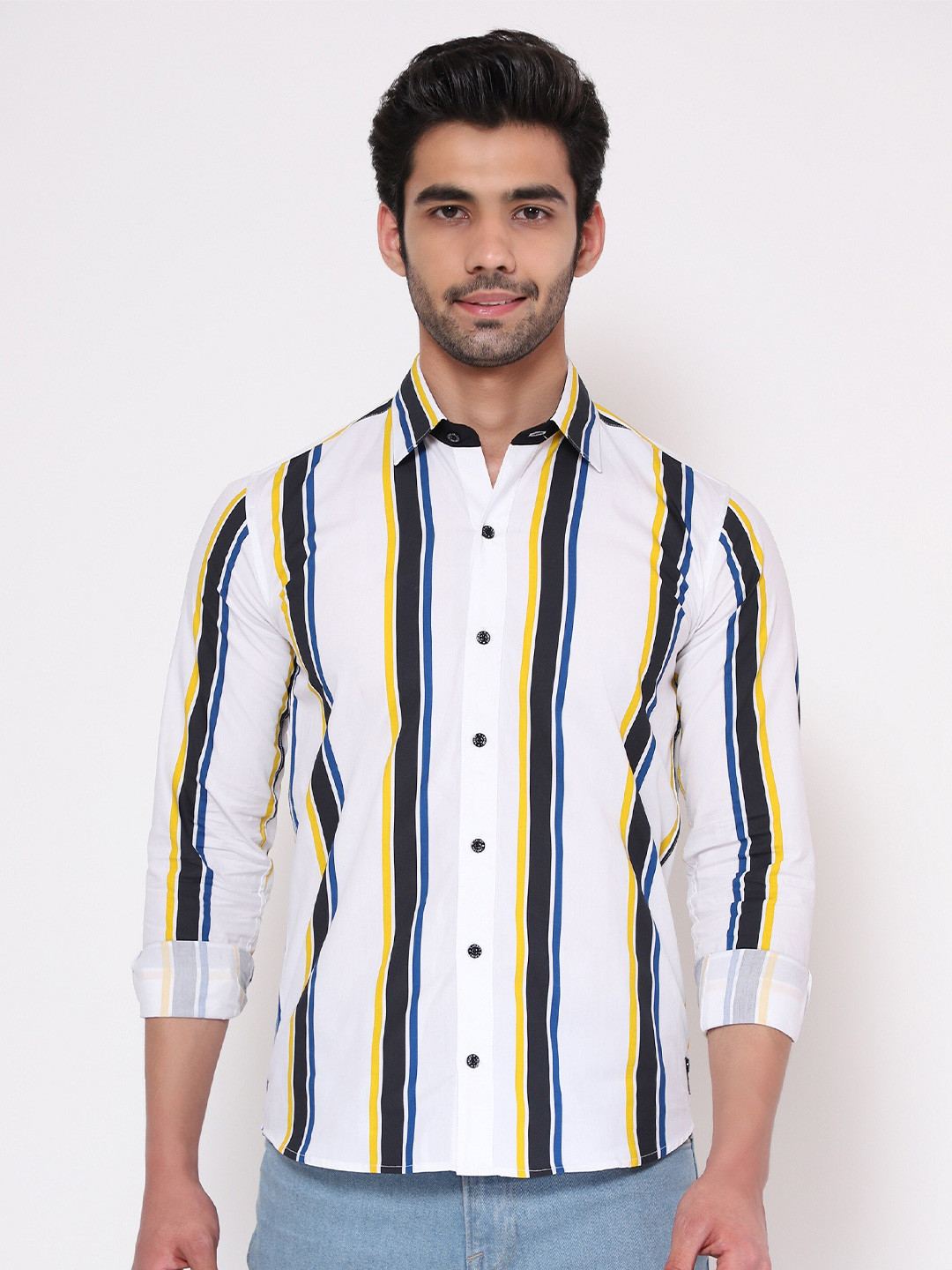 SHIRT THEORY Men White & Black Striped Casual Shirt