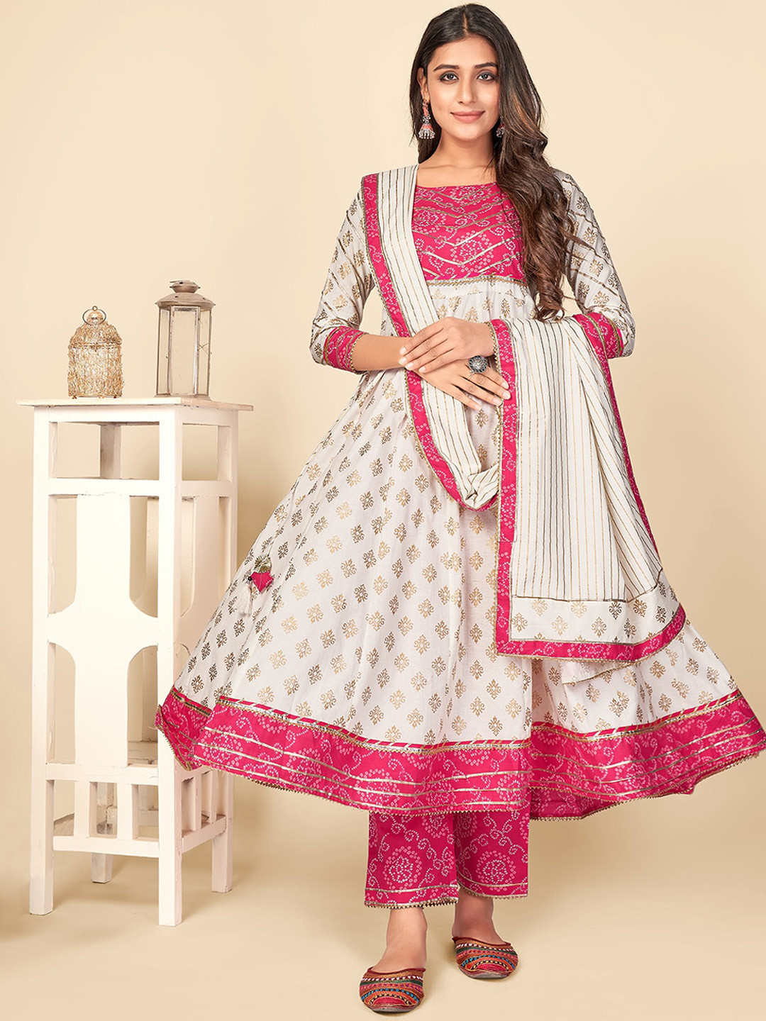 Vbuyz Women Beige Bandhani Printed Gotta Patti Pure Cotton Kurta with Churidar & With Dupatta