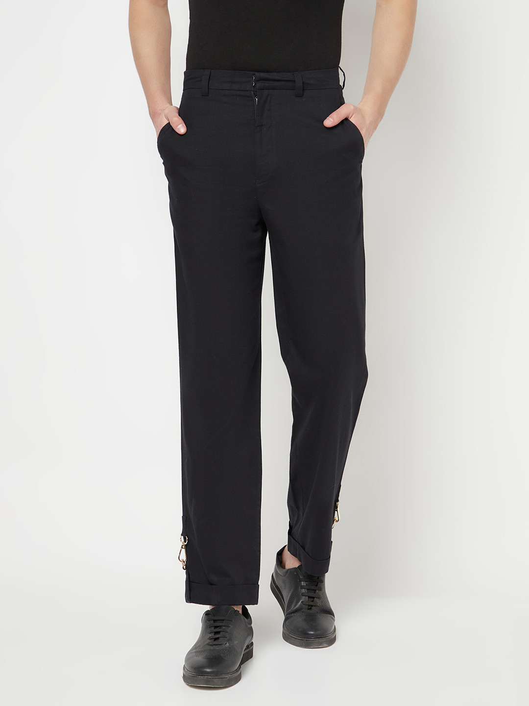 Crimsoune Club X Nikhil Thampi Men Black Urban Slim Fit Trousers