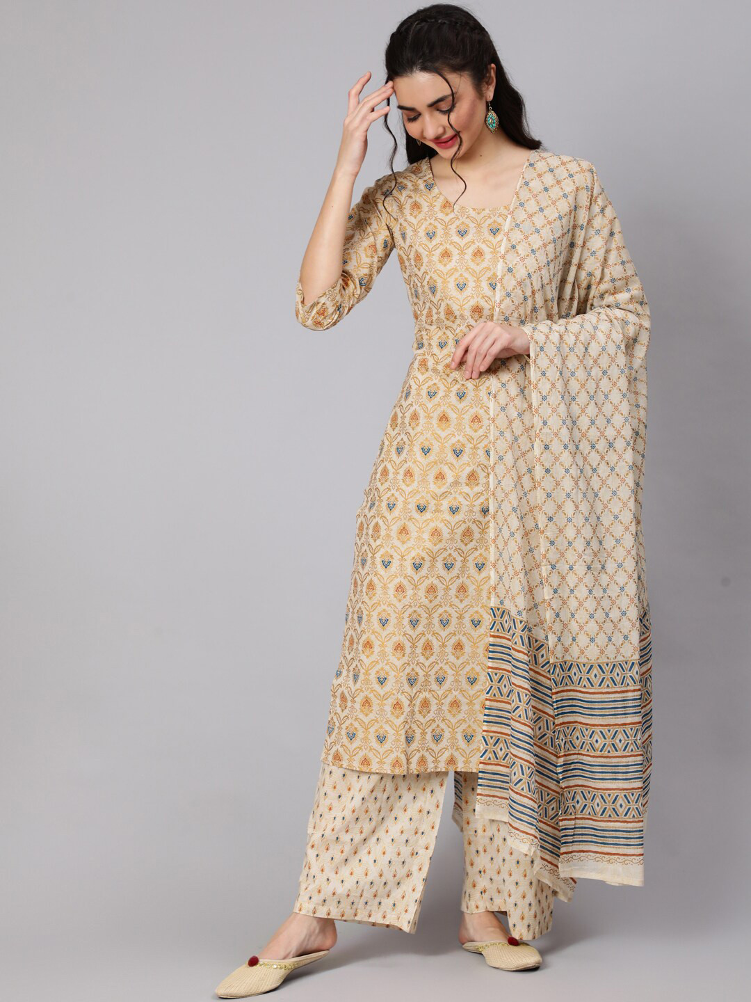 Nayo Women Cream-Coloured & Gold Screen Printed Cotton Straight Kurta Palazzos Dupatta