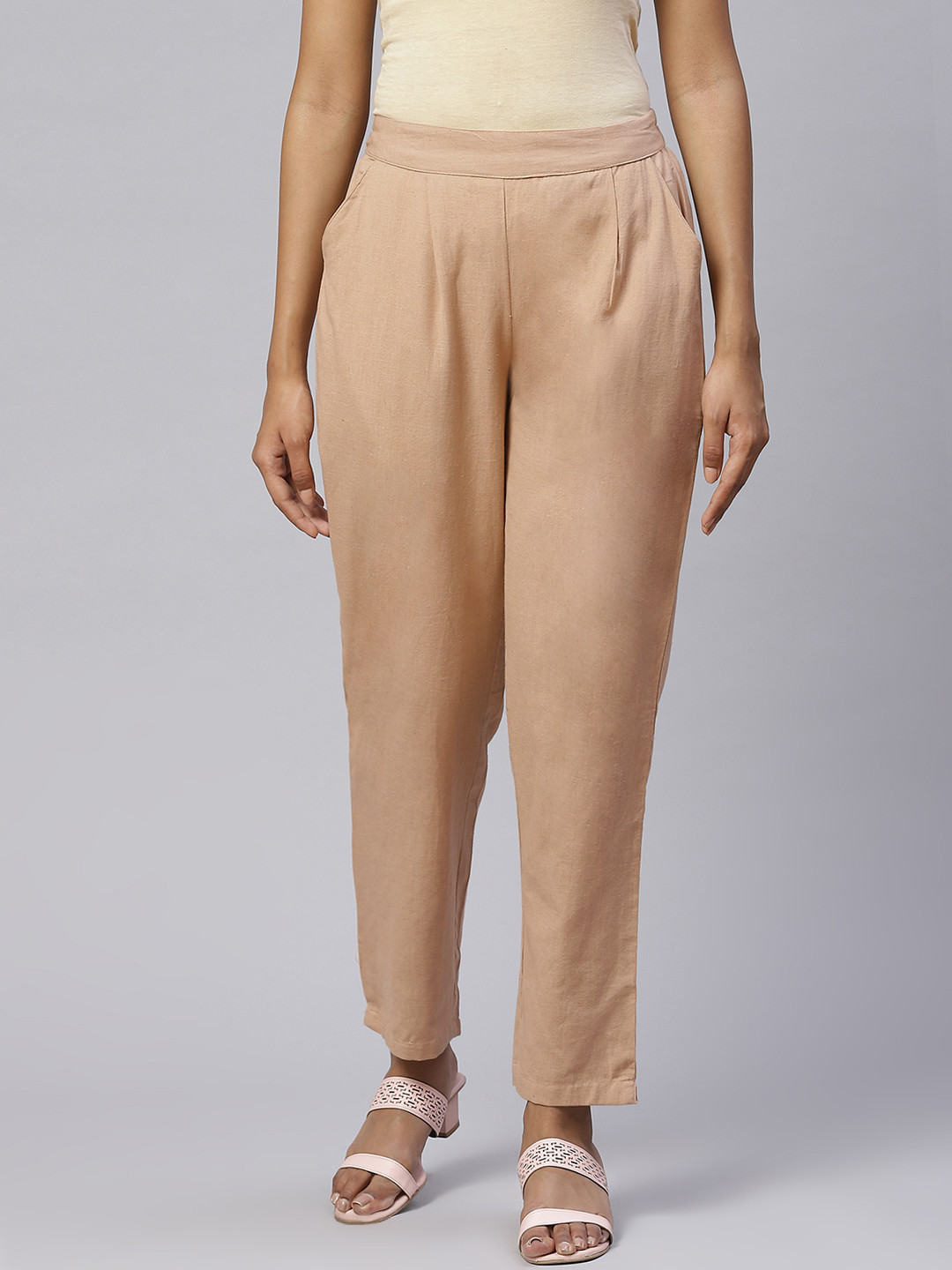 SVARCHI Women Beige Pure Cotton Relaxed Easy Wash Pleated Trousers