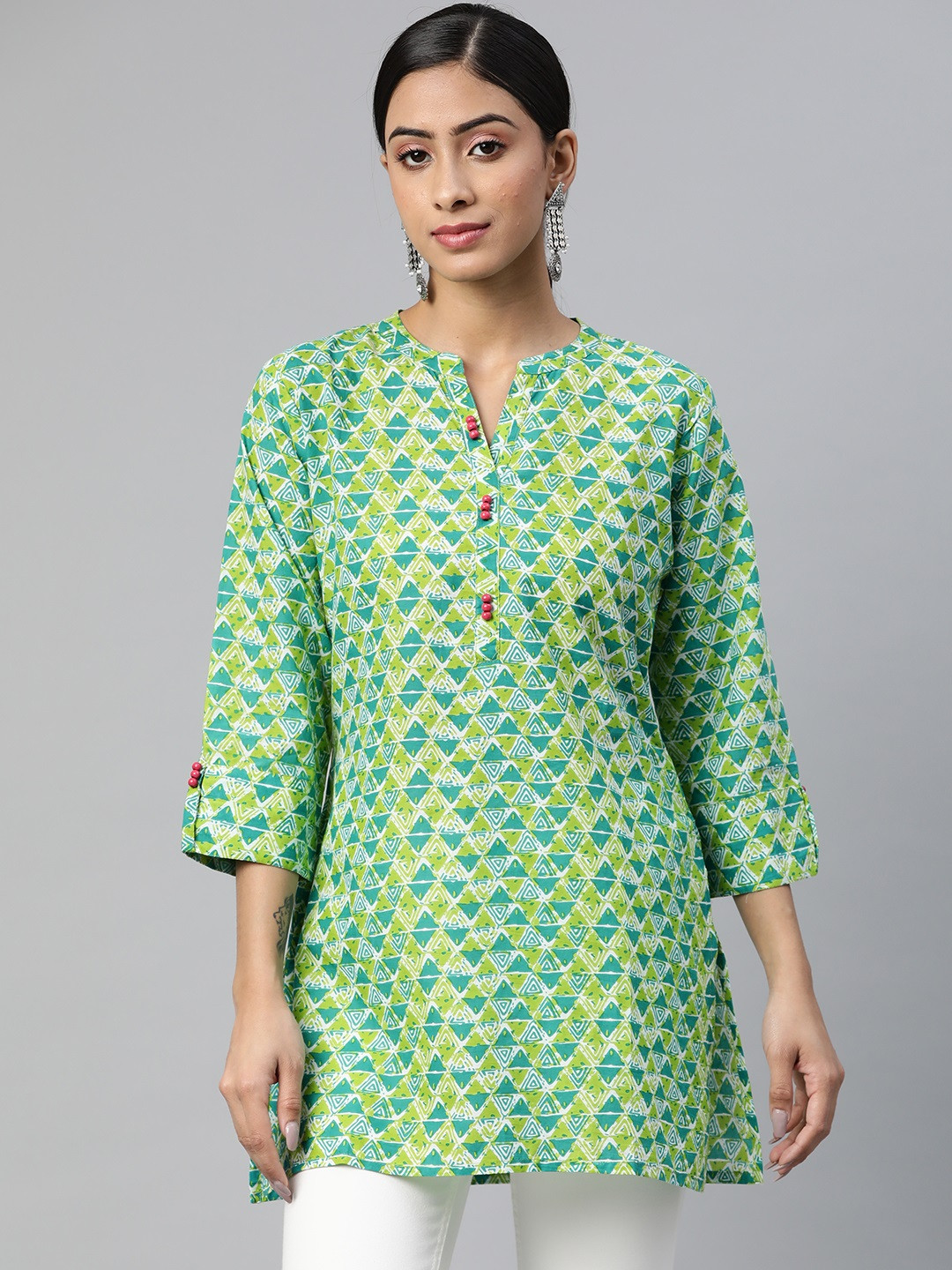 SVARCHI Green Geometric Printed Kurti
