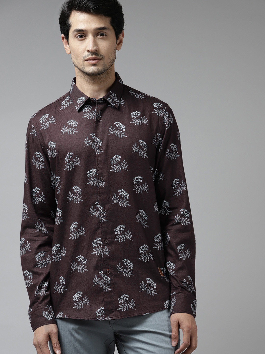 Blackberrys Men Burgundy Skinny Fit Floral Printed Casual Shirt