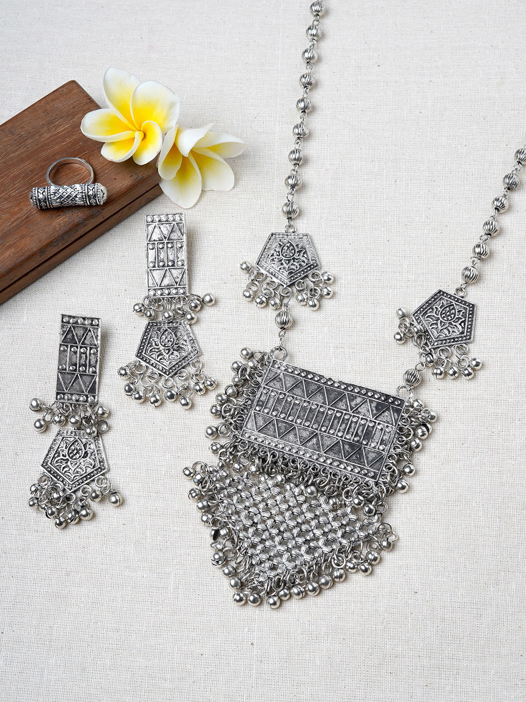 TEEJH Oxidised Silver-Plated Simi Jewellery Set