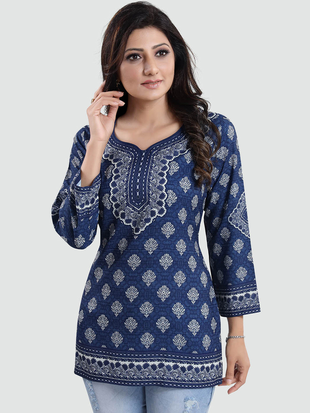 Saree Swarg Women Blue Floral Printed Crepe Top