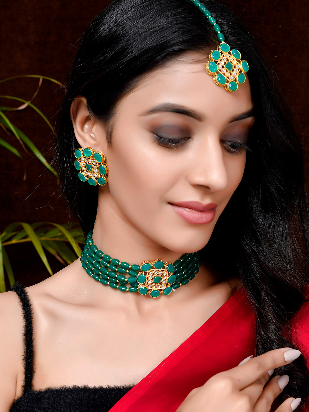 Dare by Voylla Gold Plated & Green Beaded Choker Jewellery Set With Maang Tikka